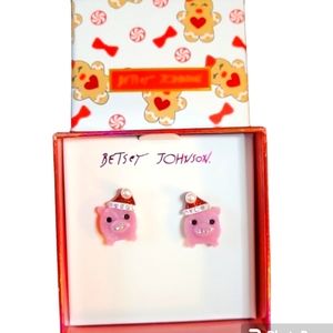 NWT Betsey Johnson Santa Pig Earrings